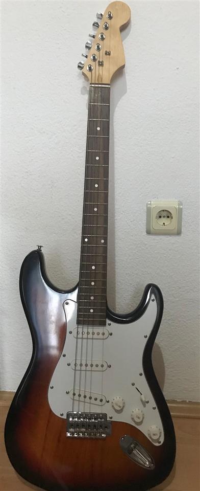 Gitare-Elektrike