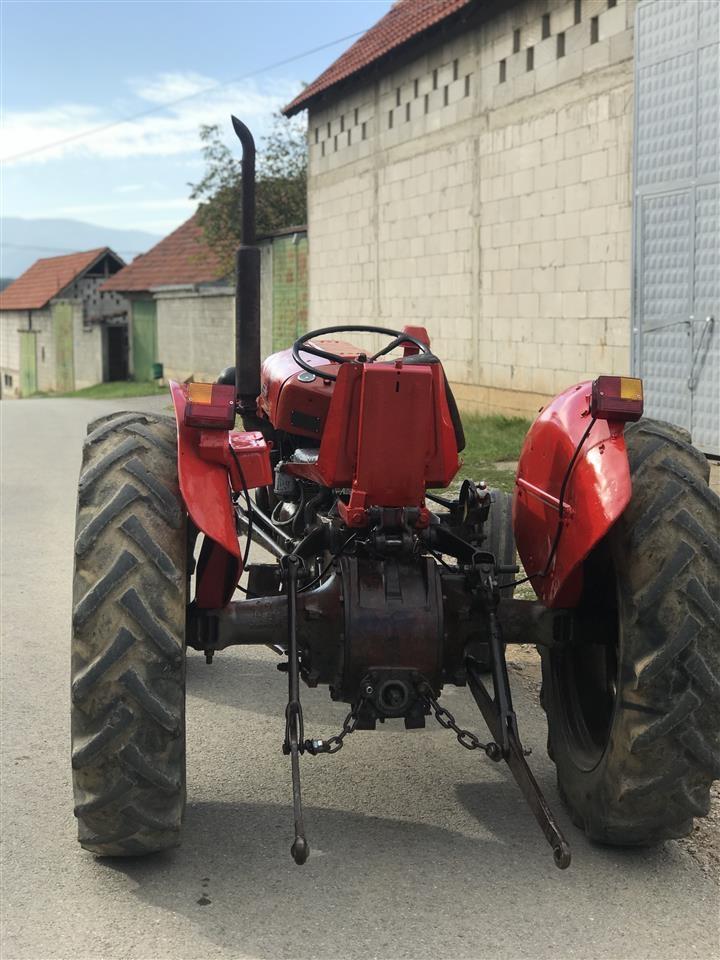 Traktor-533