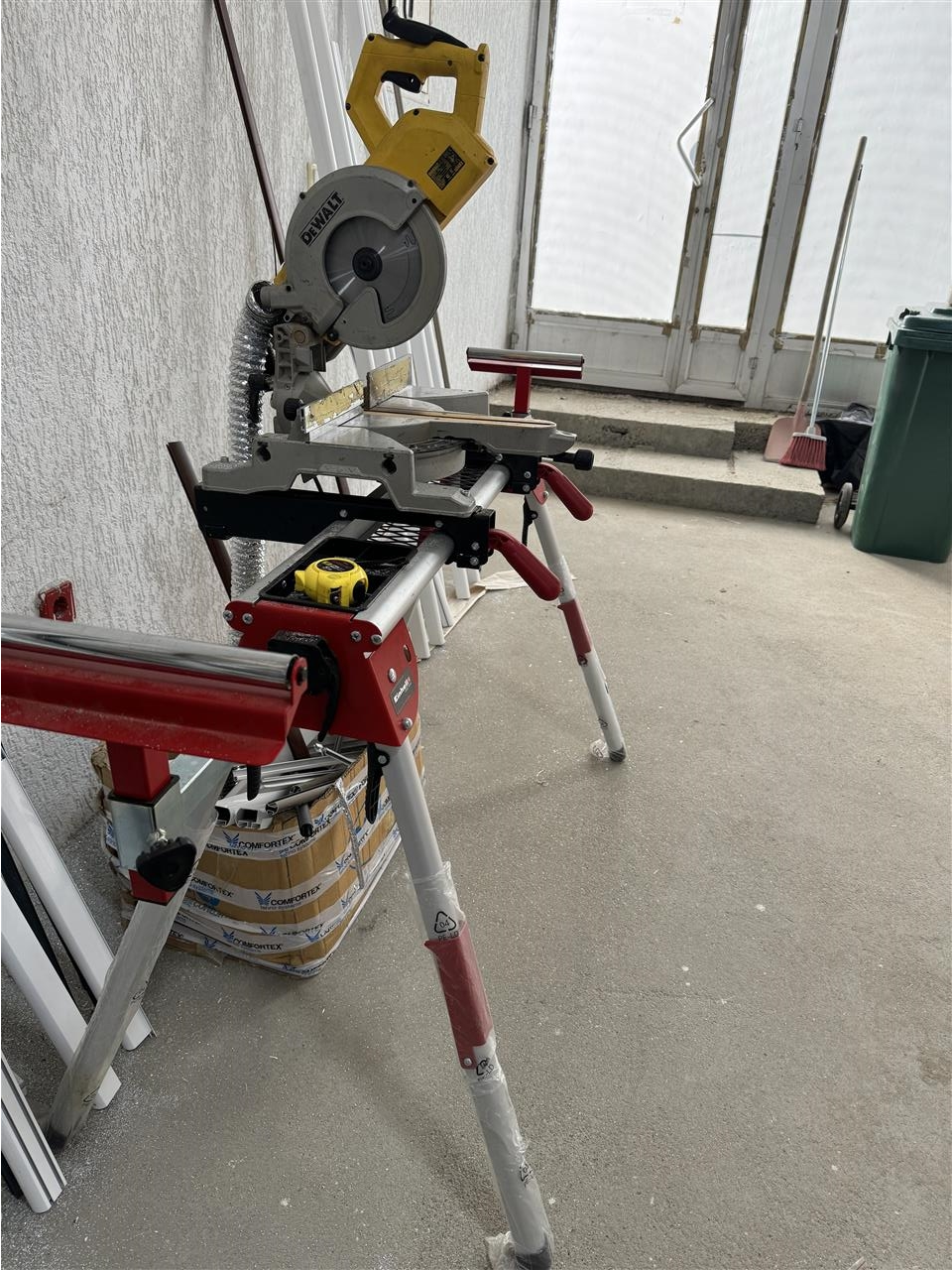 Sharra-Dewalt-Einhell