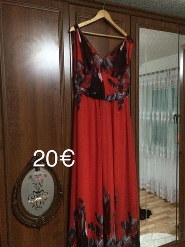 Fustana