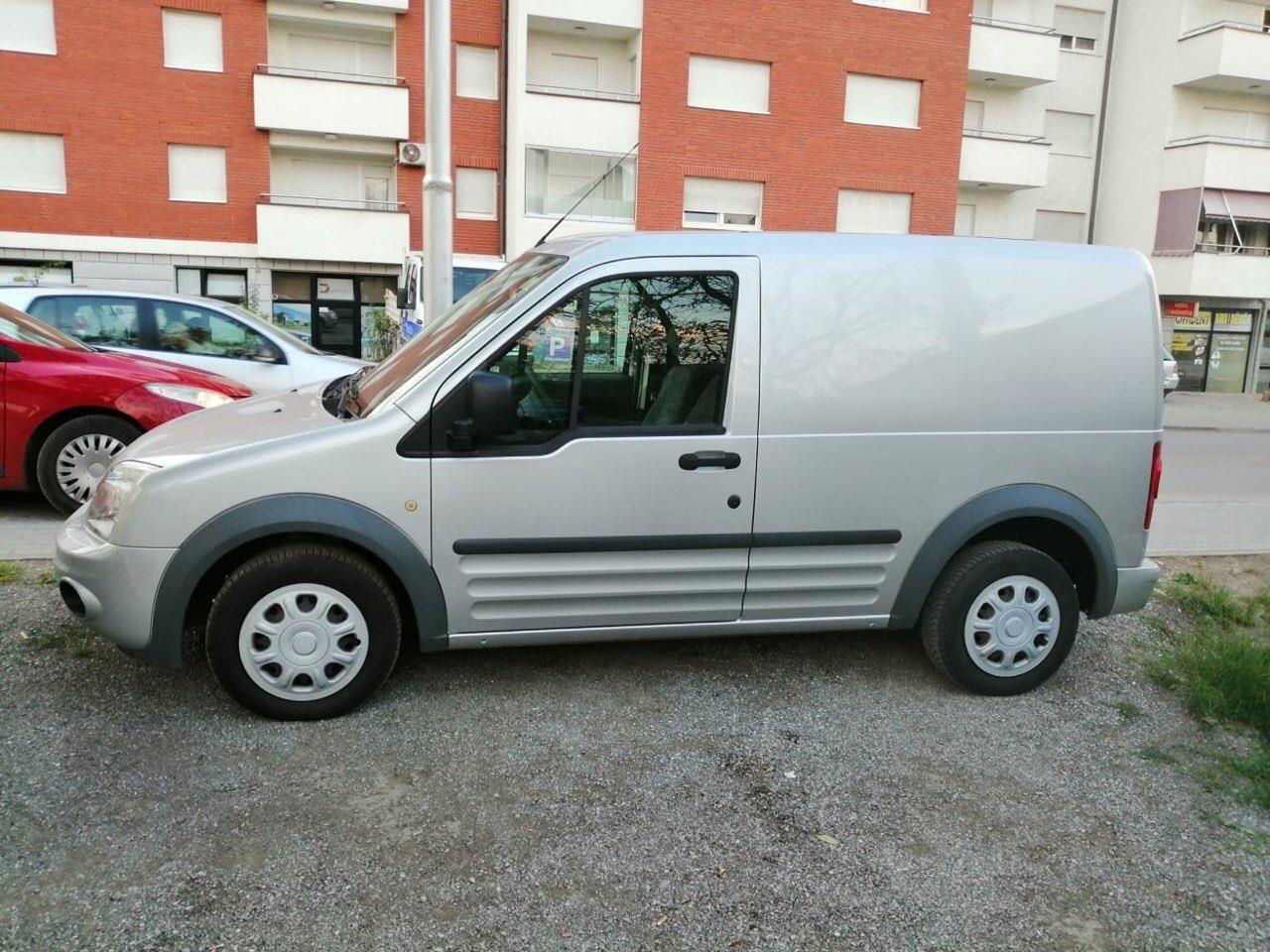 Ford-Transit-Conect