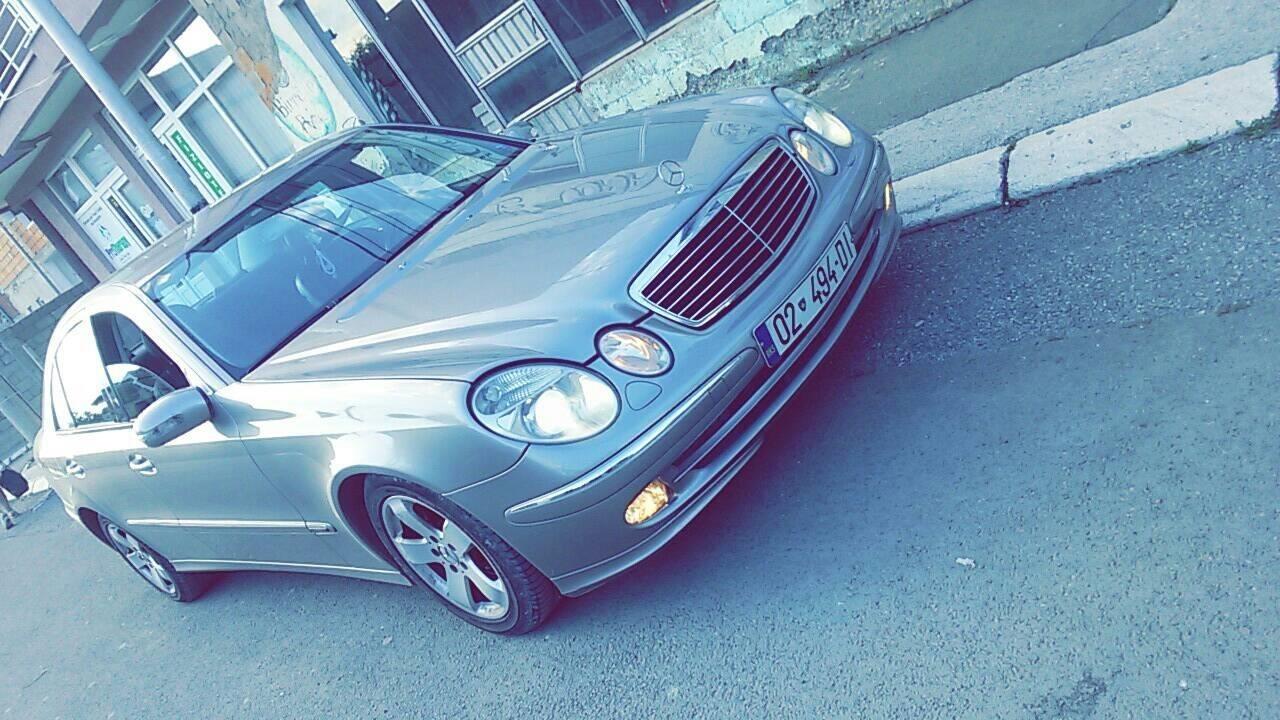 Mercedes-E320