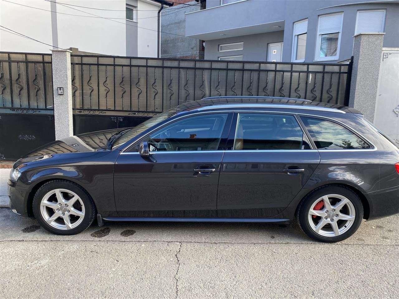Audi-A4-