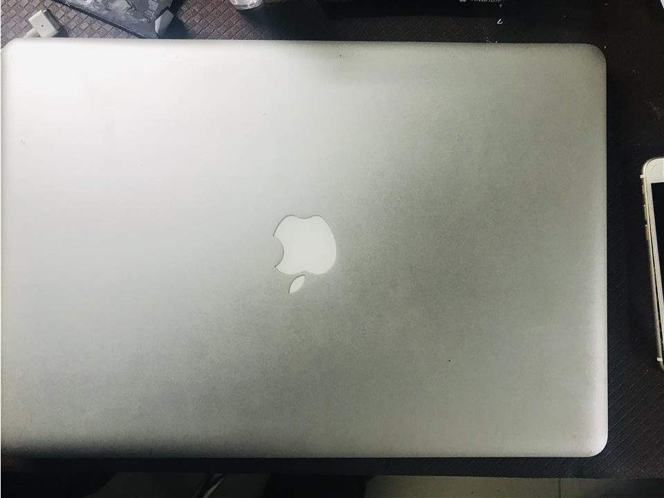Macbook-Pro-i7