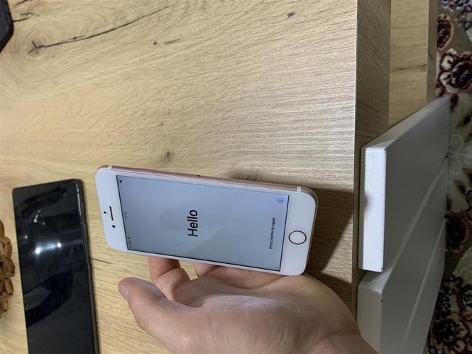 Telefon