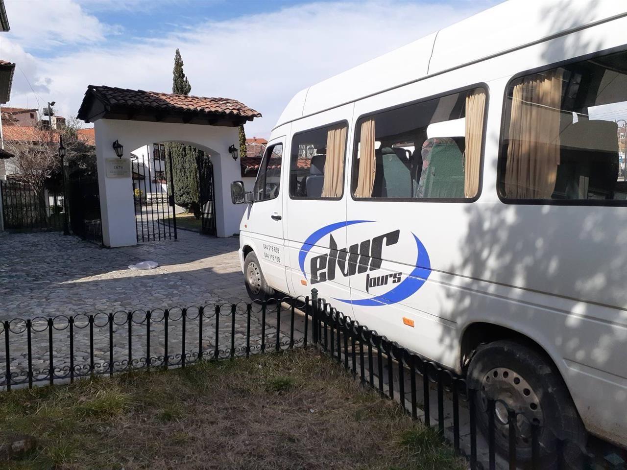Mini-Bus