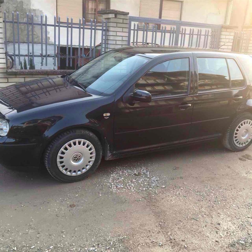 VW-Golf-4