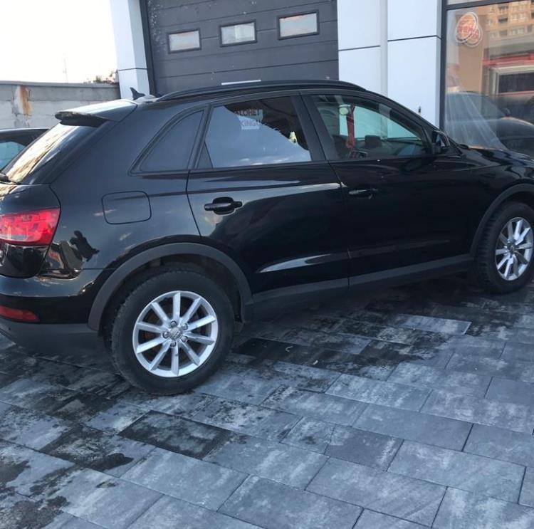 Audi-Q3