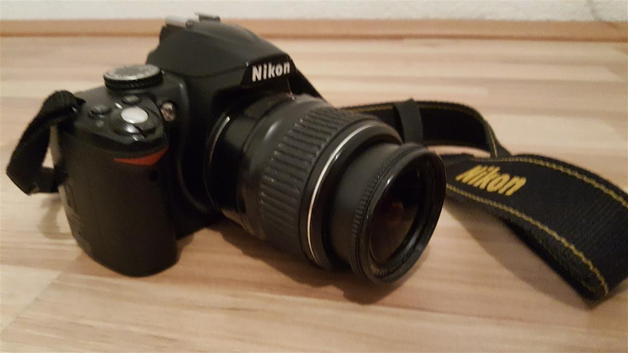 Nikon-D3000