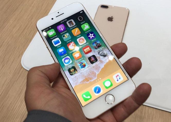 iPhone 8 