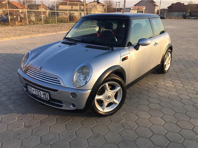 MINI COOPER 1.6 RKS 