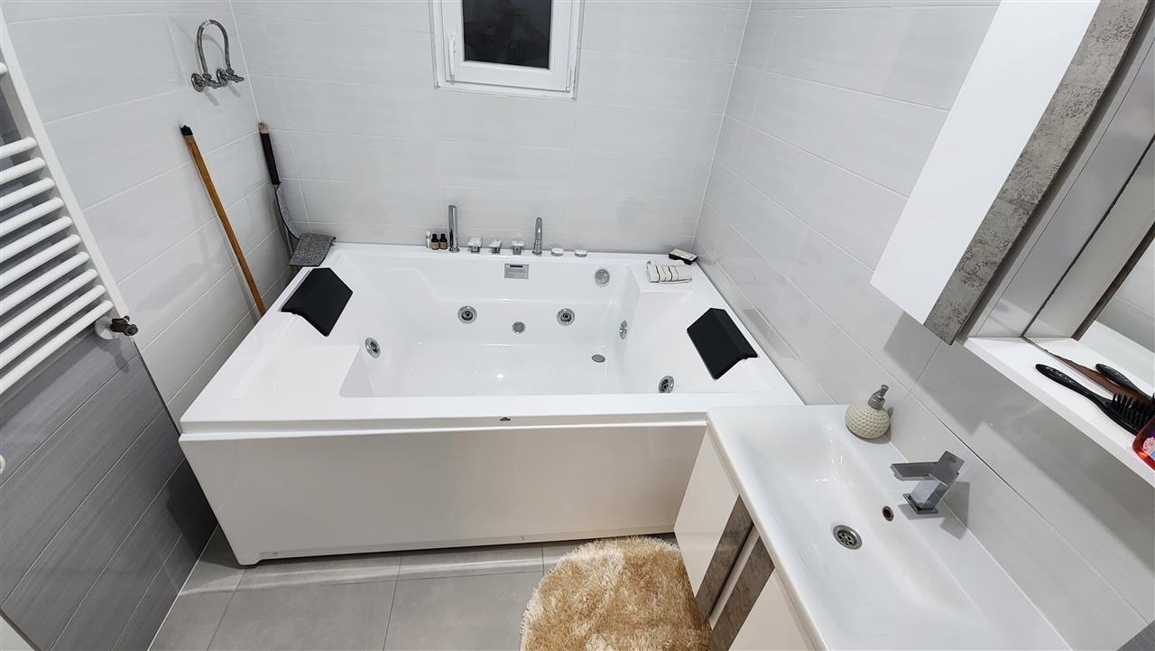 Jacuzzi-