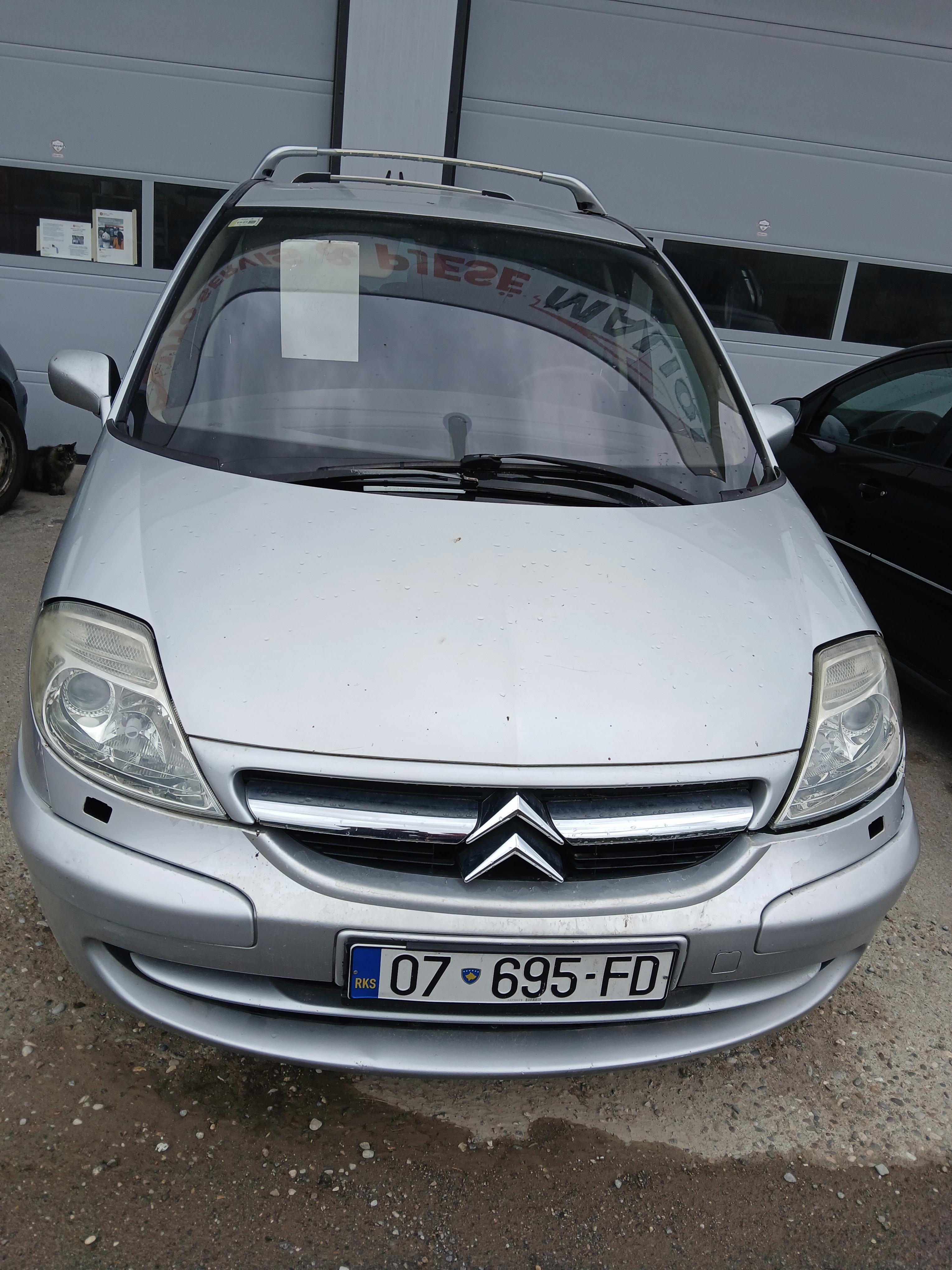 Citroen-c8