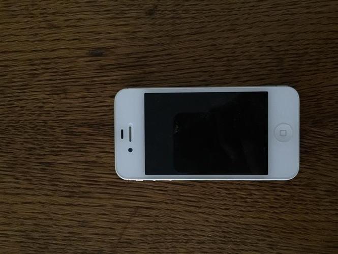 iPhone 4s 
