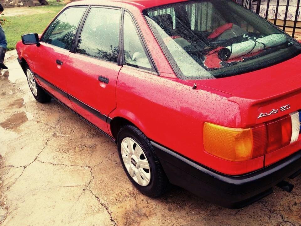 Audi-80