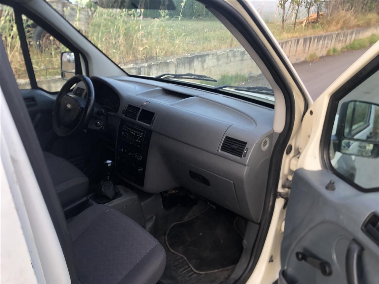 ford-konekt-1-8tdci-viti-2003-rks-i-shlajmrun-ndrrim