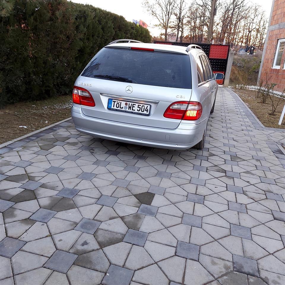 E280
