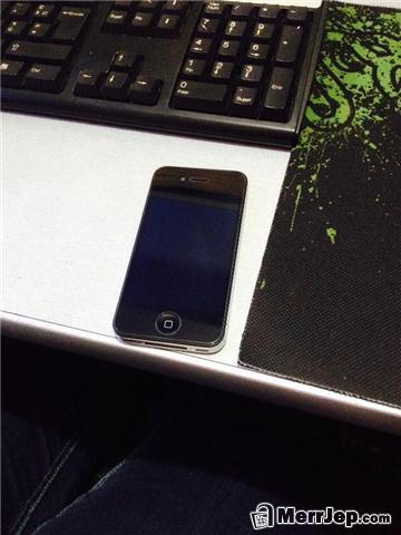 iPhone-4