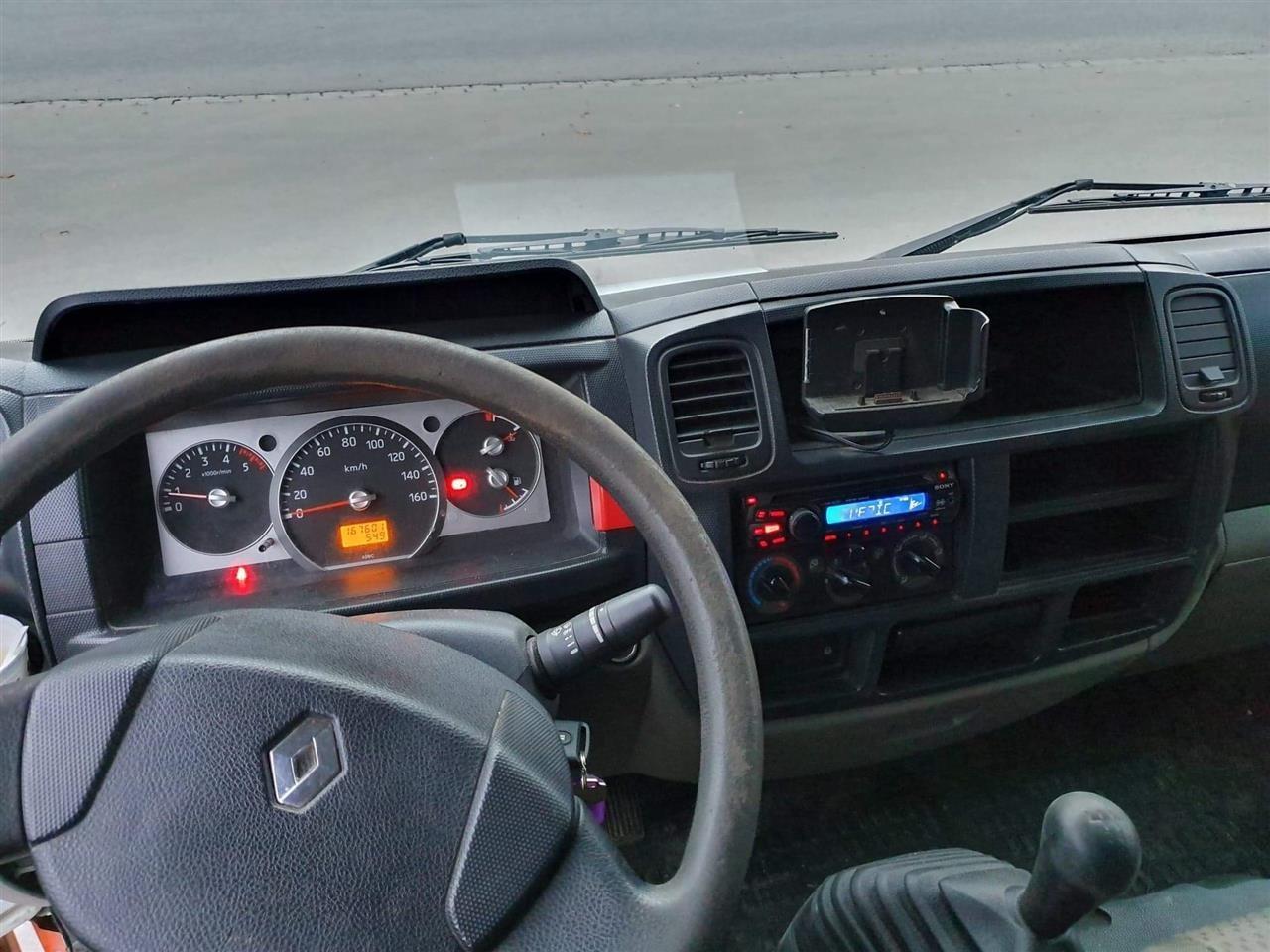 Renault-Maxity