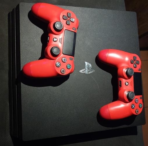 PS4 - pro 