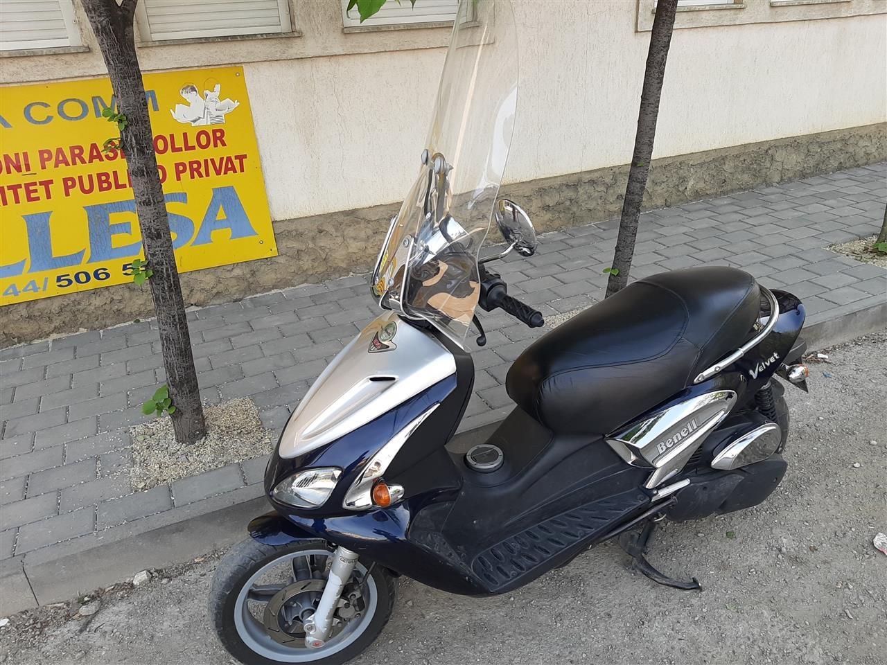 Skuter-Benelli