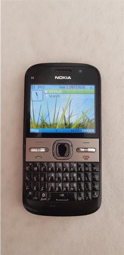 Nokia E5