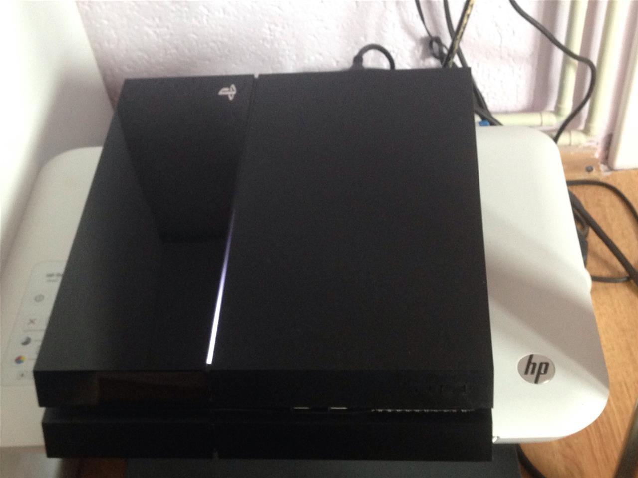 PS4+3cd+1controller