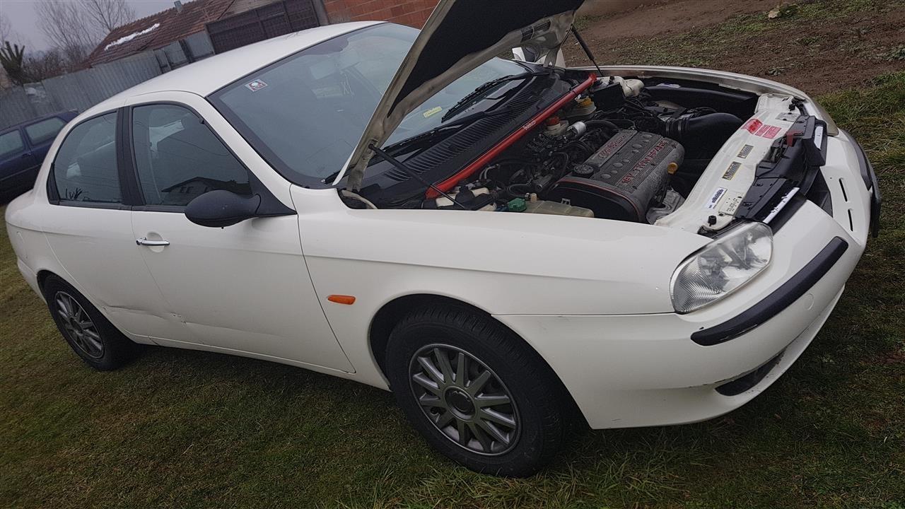 alfa-romeo-156-