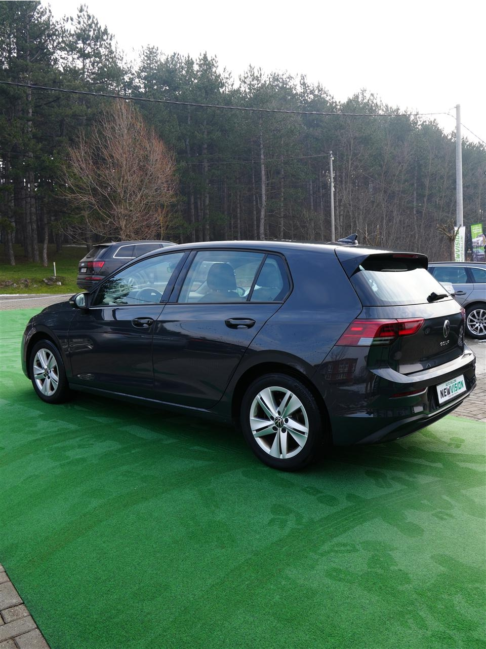 VW-GOLF-8