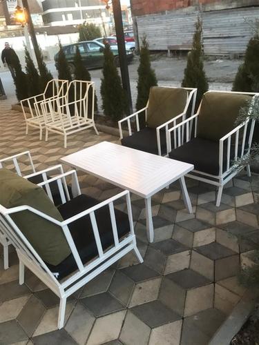 Ivertar per caffe bar per  teras