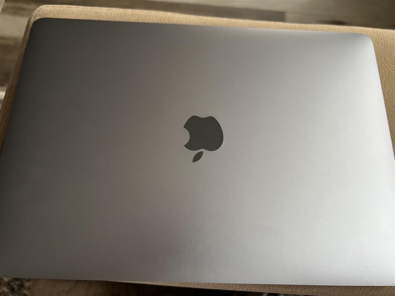 Macbook-Pro