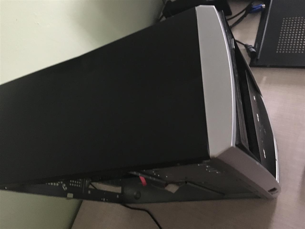 Kompjuter--pc-