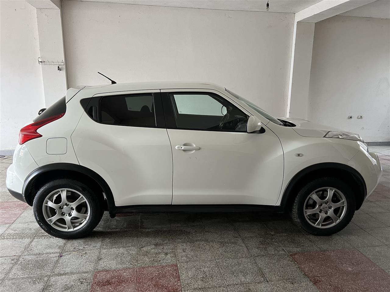 Nissan-