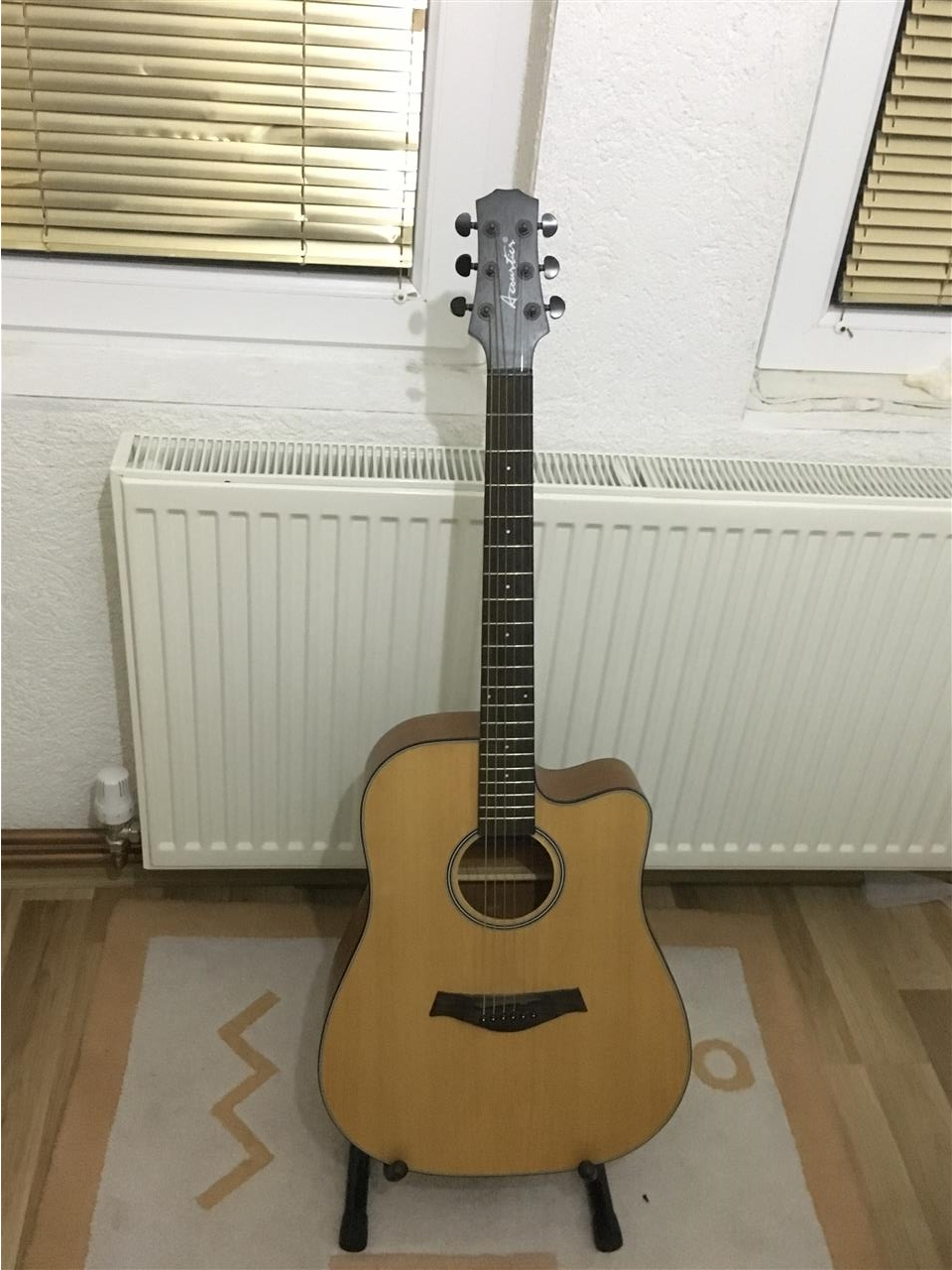 Shitet-gitara
