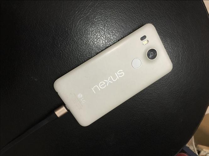 LG nesus 5 