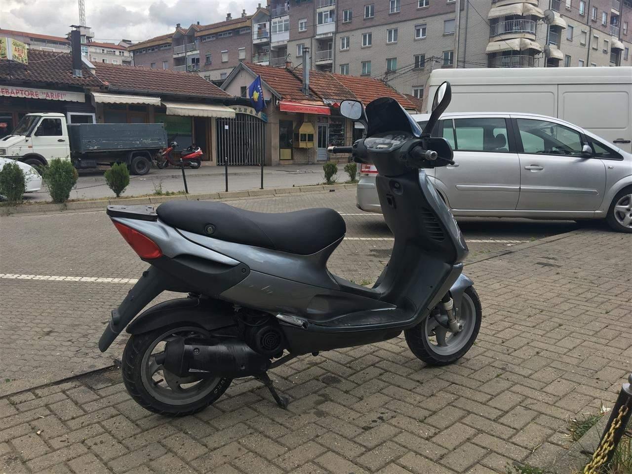 Piaggio-Skipper-125c