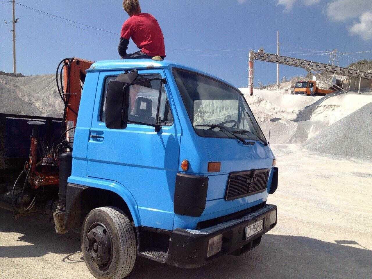 MAN