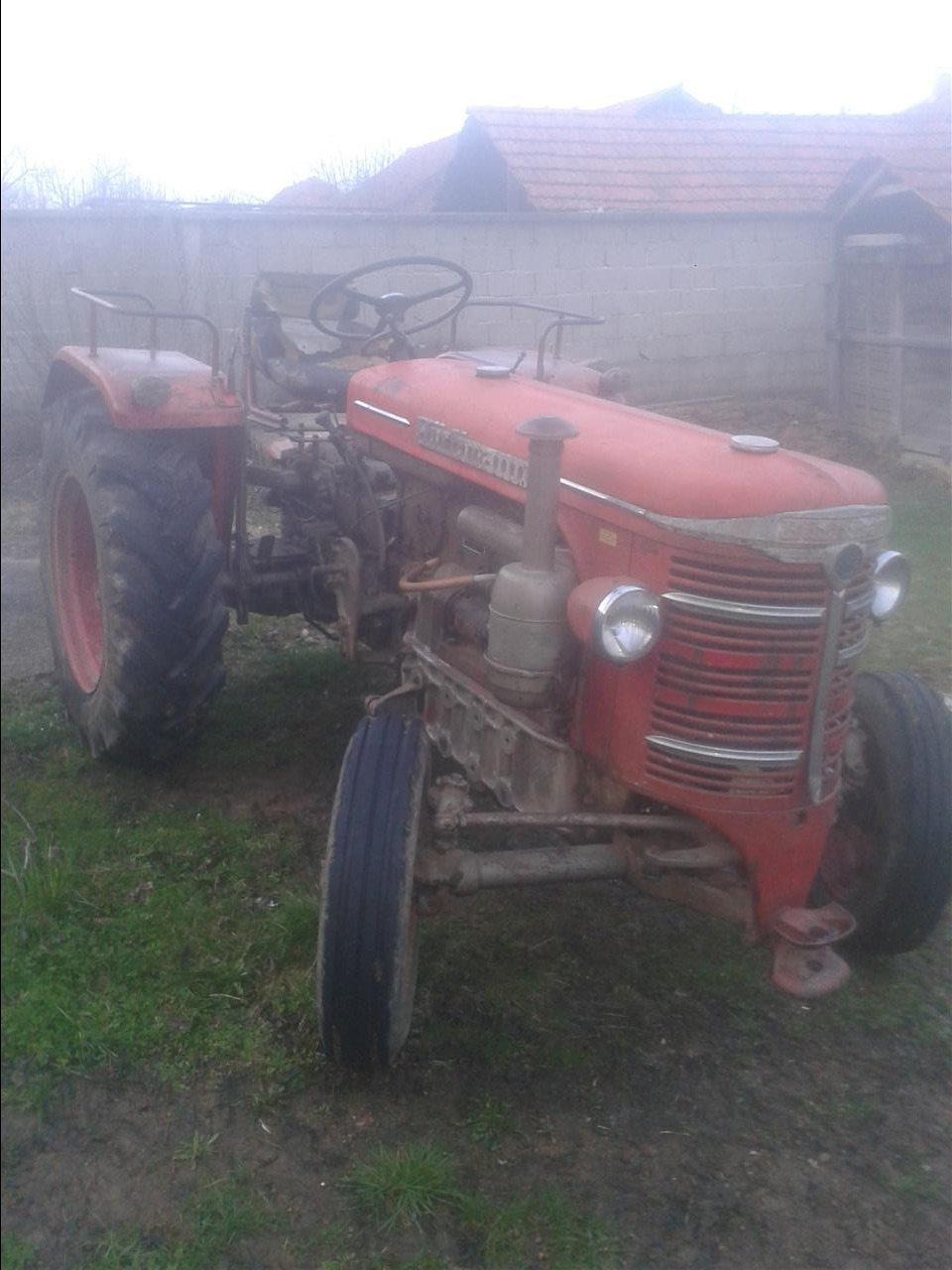 Traktor-hurliman-