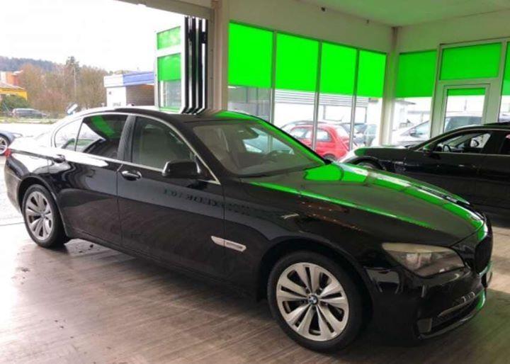 BMW-730D