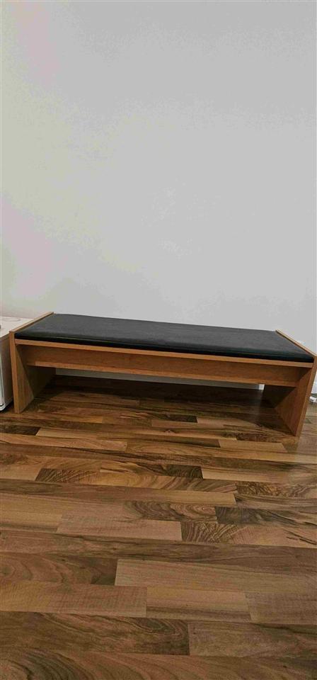 Ulëse-me-dimenzion-150cm-x-50cm