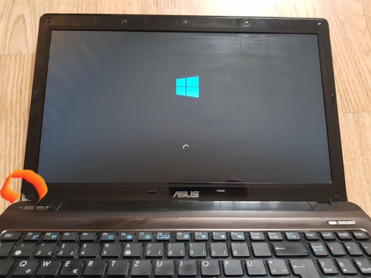 Asus-I3