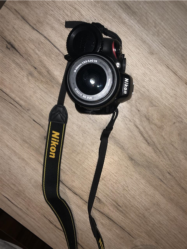 Nikon D5100 