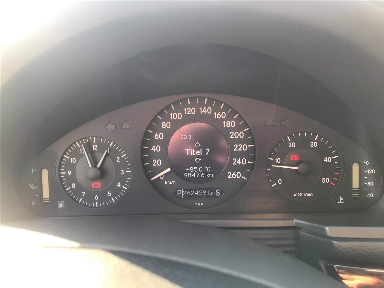 Mercedes-benz-e-220