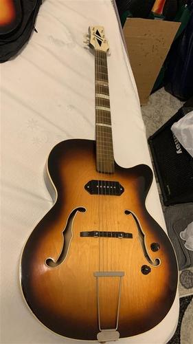 Gitare Elektroakustike