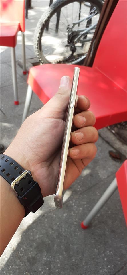 Galaxy-S6-Edge-Plus---