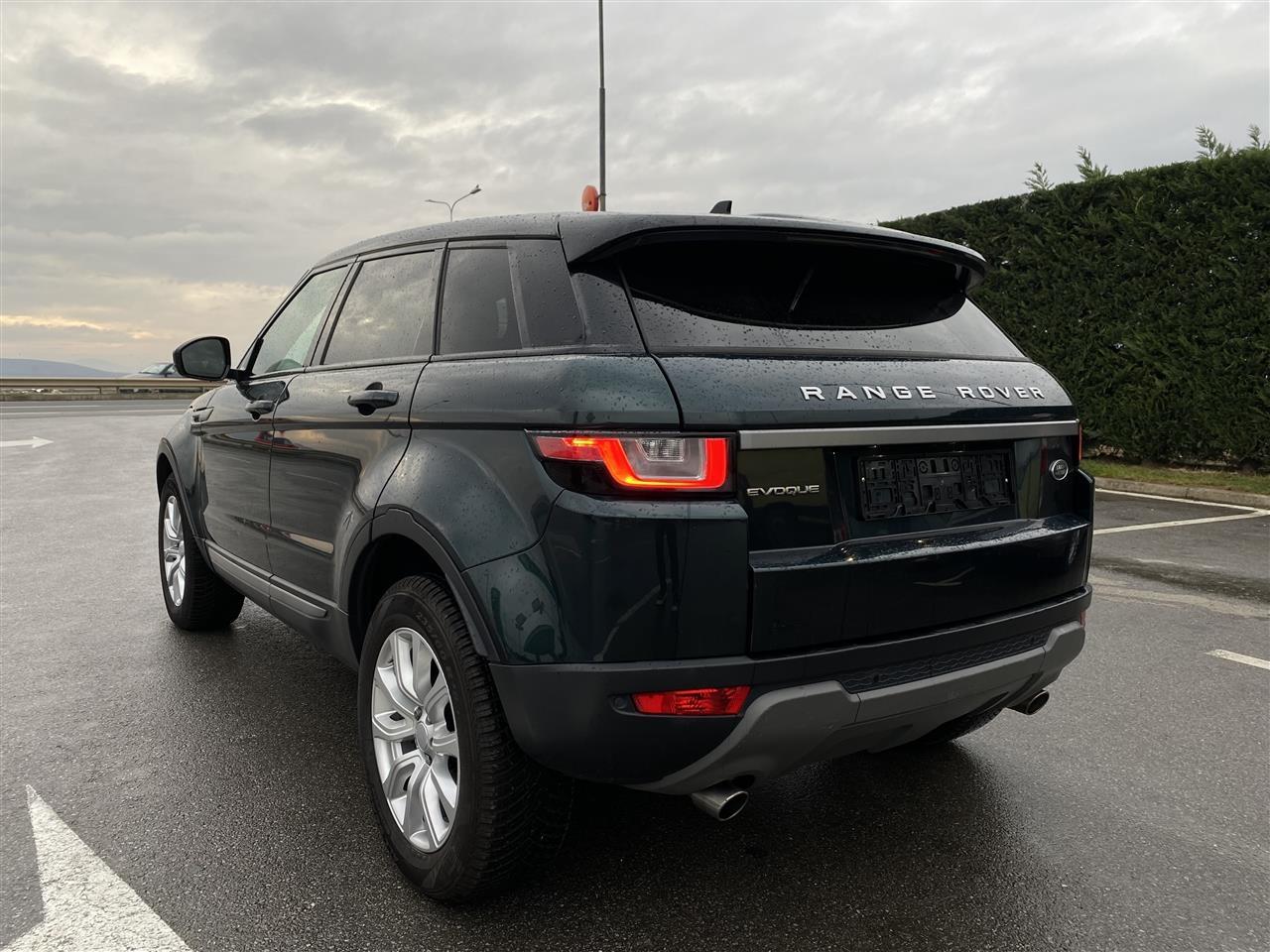 Range-Rover-Evoque-