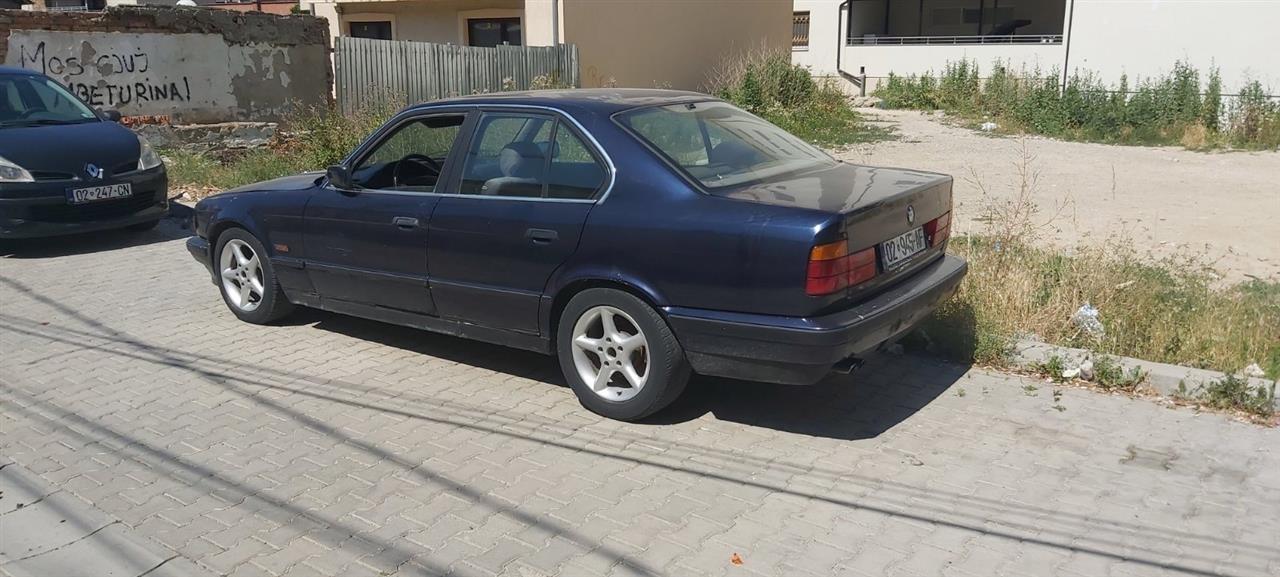 U-SHIT-BMW-E34