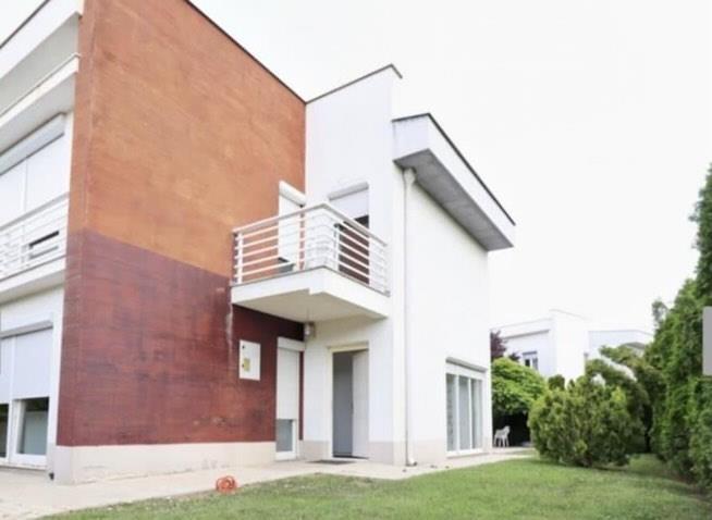Shtëpi ne shitje  në Marigona Residence!DELTA