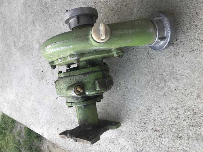 Pump e ujit 
