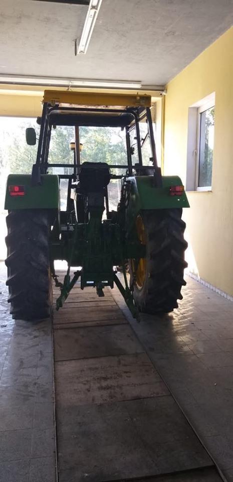 Traktor-John-Deere